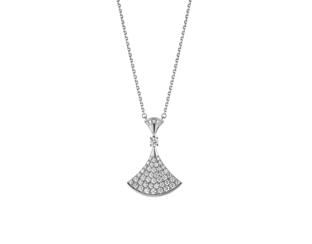 Dazzling Diamond Necklace Preview 1